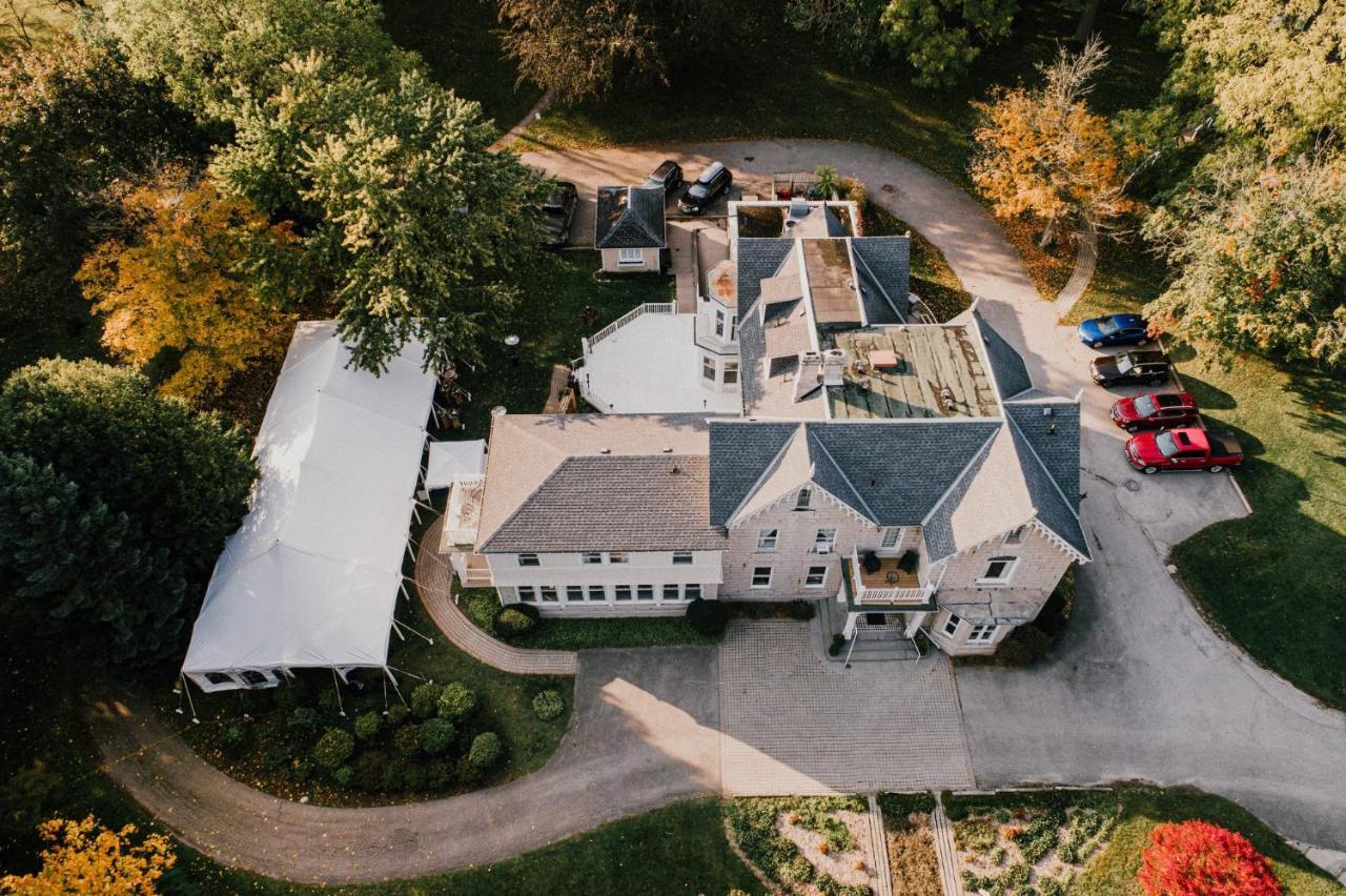 Westover Inn Saint Marys Exteriör bild